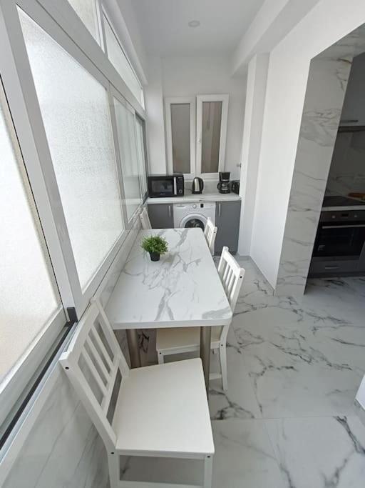 Apartamento Nuevo Cerca Del Mar *